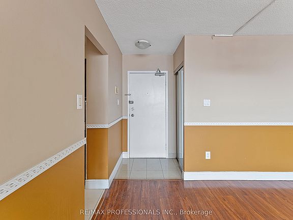 4th image of 390 Dixon Rd #1405