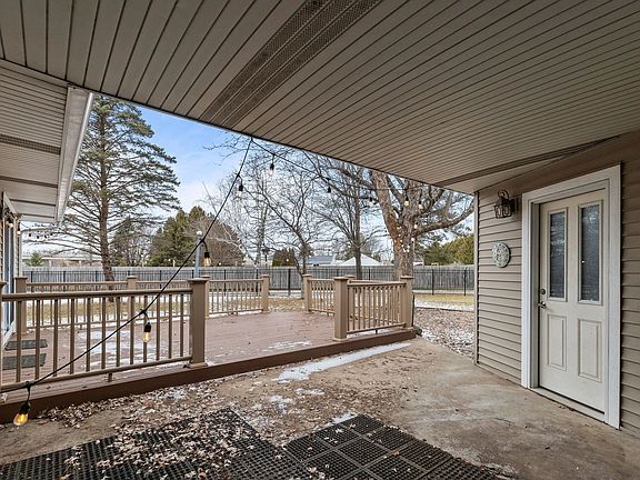 5th image of 3225 N Abendroth St