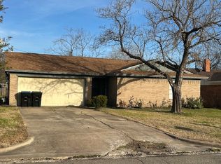 6705 Finch Dr, Greenville, TX 75402