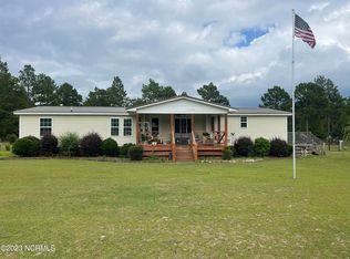 125 Meadow Ln, Hamlet, NC 28345