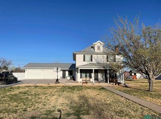 903 S Roselawn Ave, Artesia, NM 88210
