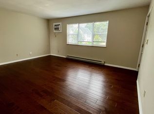 900 S 4th Street #First Floor, Springfield, IL 62703