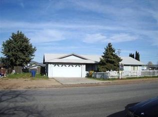 21150 Santa Barbara Dr, Tehachapi, CA 93561
