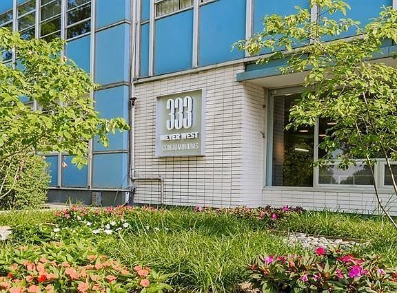 2nd image of 333 W Meyer Blvd APT 509