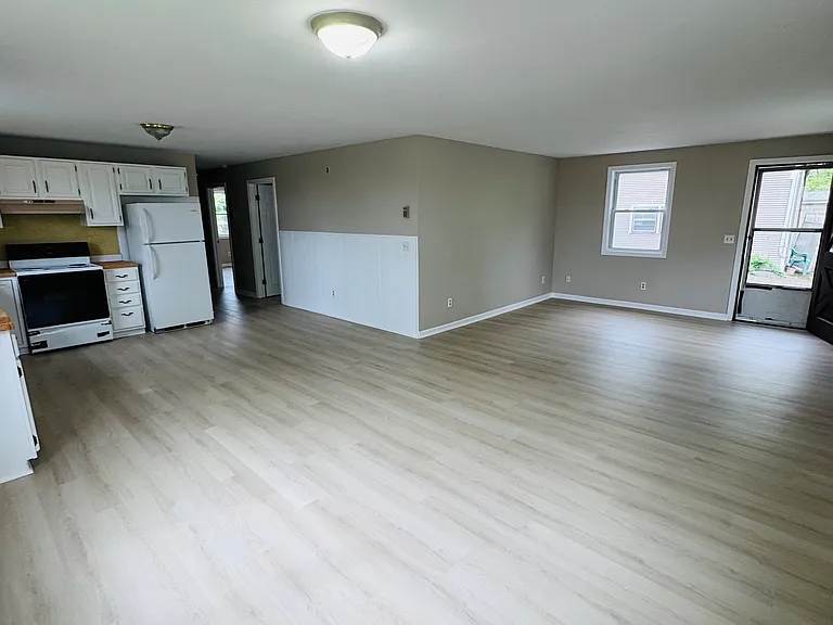 1651 Pontiac Ave #1 — Photo 4