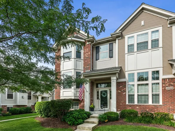 0N062 Woodland Ct, Winfield, IL 60190