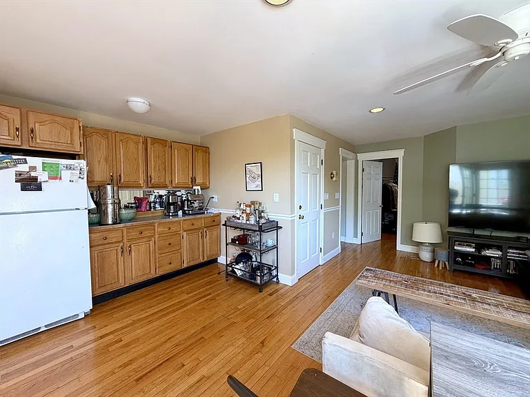 47 Mystic St #2 — Photo 4