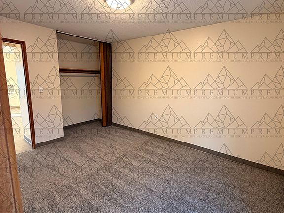 3rd image of 1700 E 9th St APT 11
