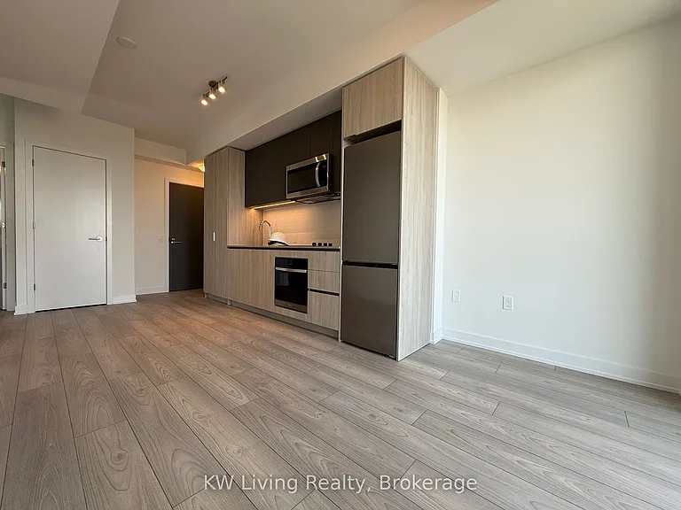 5858 Yonge St #3105 — Photo 21