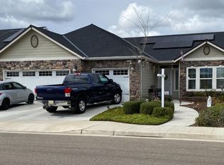4127 Santa Ana Ave, Clovis, CA 93619