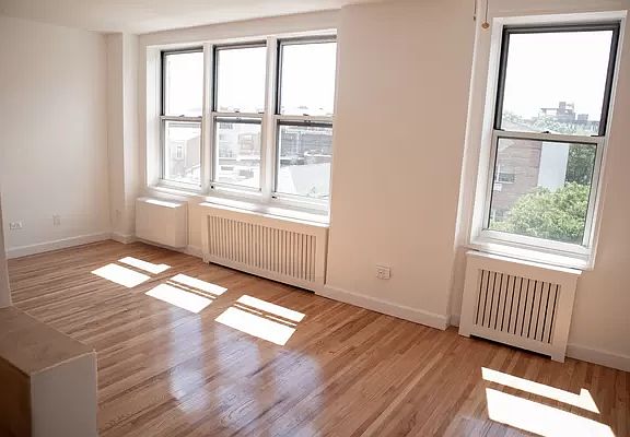 3rd image of 745 E 31st St APT 5J