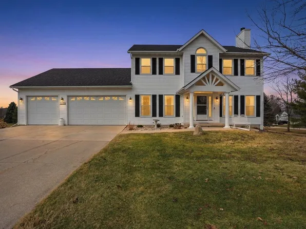 3630 T Bird Way, Cottage Grove, WI 53527