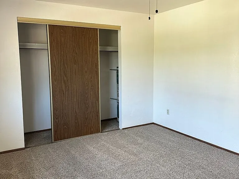 Chandele Apartments — Photo 11