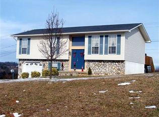 1045 Holly Creek Rd, Greeneville, TN 37745