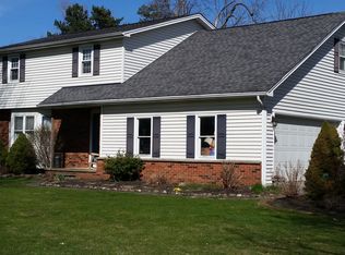 5965 Creekview Dr, Clarence Center, NY 14032