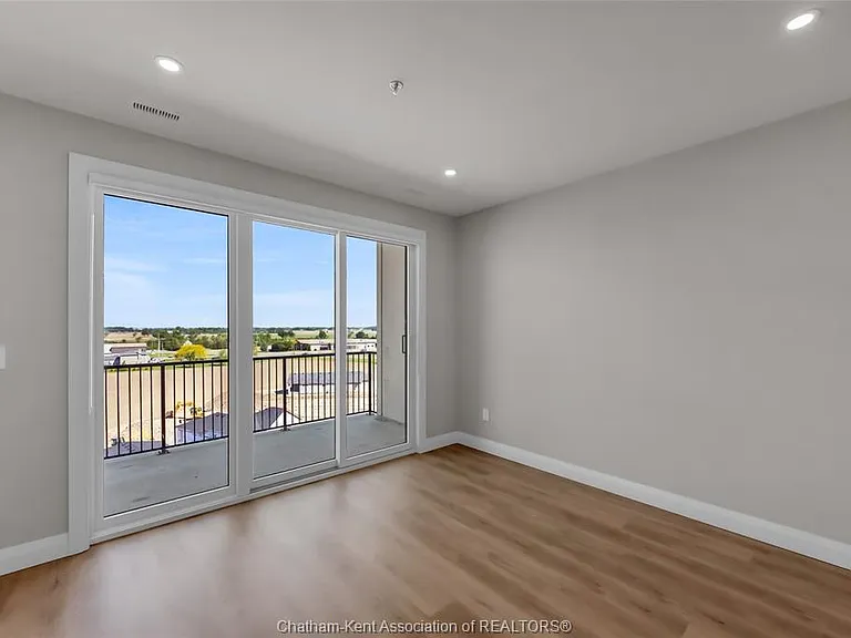 50 Nazarene Rd #522 — Photo 12