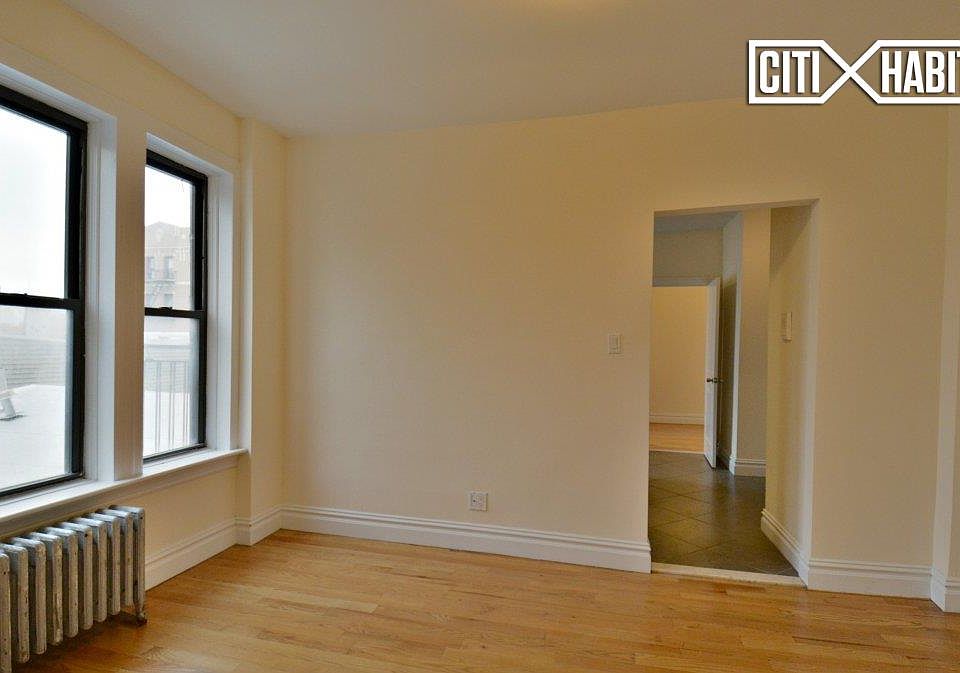 1st image of 300 12th St APT 12A