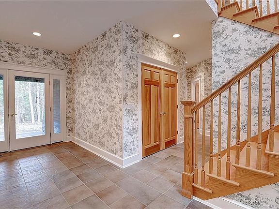 2nd image of 63 Purtill St