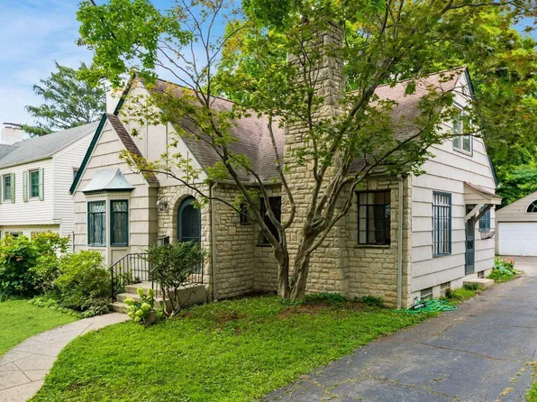 146 Aldrich Rd, Columbus, OH 43214