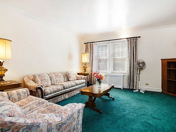 5th image of 184 King Ave