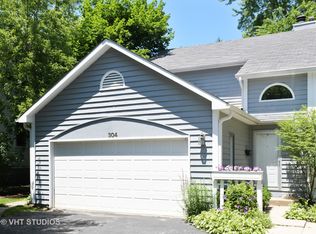 304 Granby Rd, Lake Forest, IL 60045