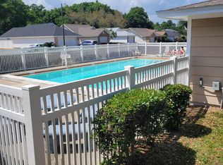 7171 N 9th Ave APT F8, Pensacola, FL 32504
