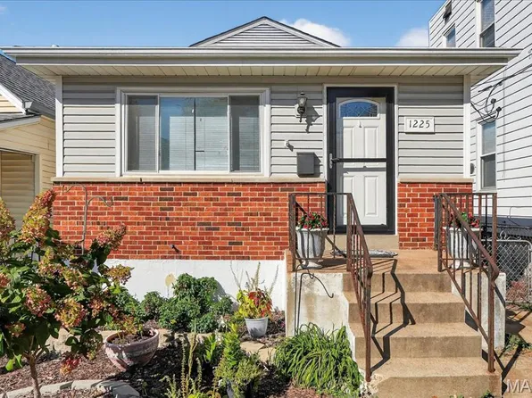 1225 Kraft St, Saint Louis, MO 63139