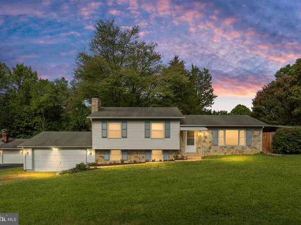 605 Payton Dr, Fredericksburg, VA 22405