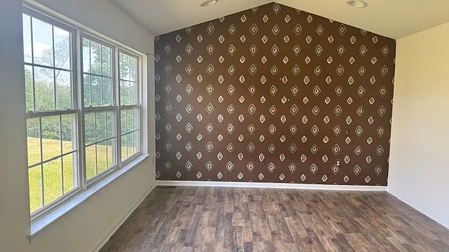413 Marion Rd — Photo 7