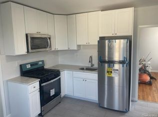 33 Union Ln, Mount Vernon, NY 10553