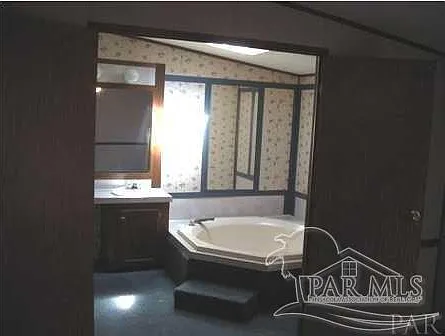 3 bed, 1279 sqft, $1,350 — Photo 3