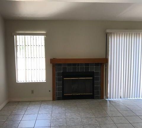 Loving room with fireplace
