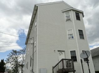 229 Waverly St, Providence, RI 02909