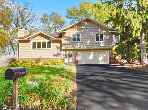 14882 75th Ave N, Maple Grove, MN 55311