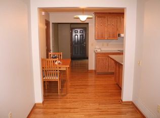 240 Strese Ln, Apple Valley, MN 55124