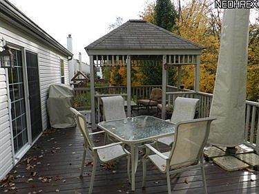 5th image of 453 Woodcrest Dr