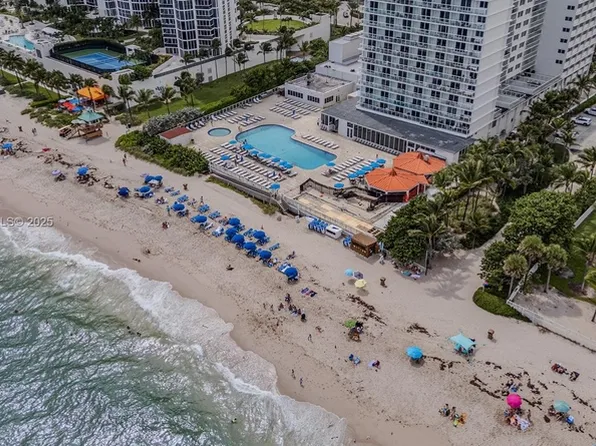 19201 Collins Ave #449, Sunny Isles Beach, FL 33160