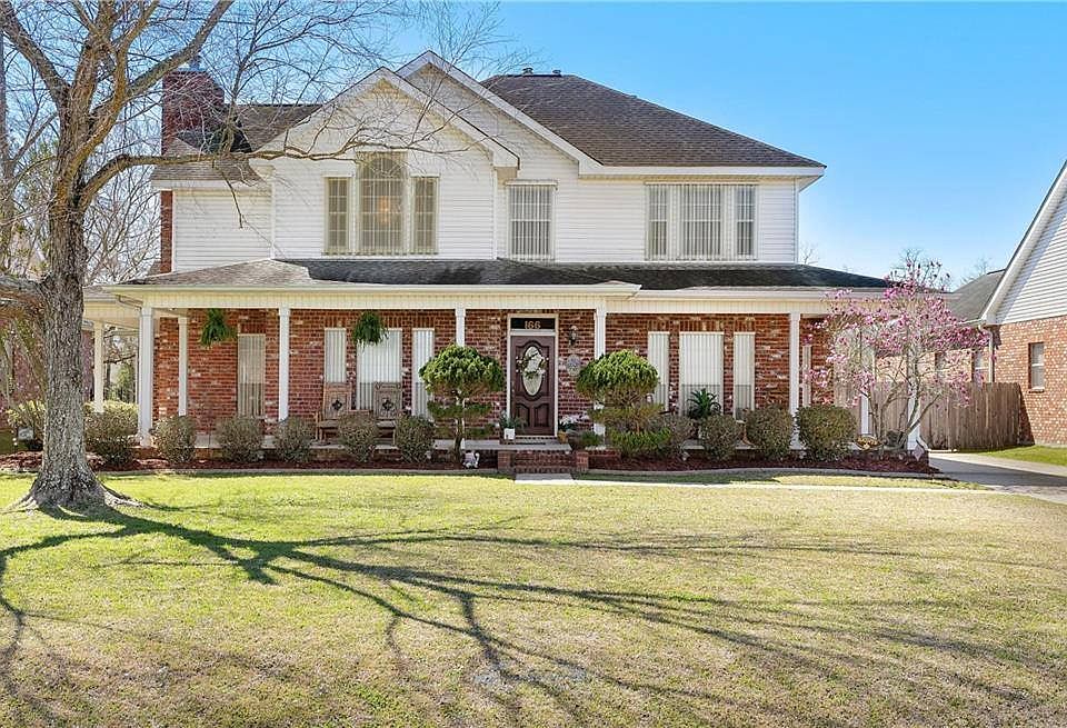 1st image of 166 Oak Manor Ln