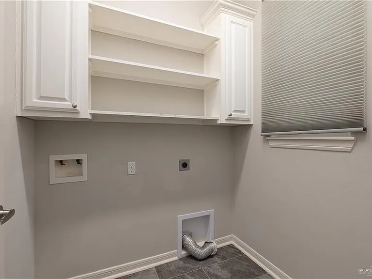 3801 Heron Way — Photo 12