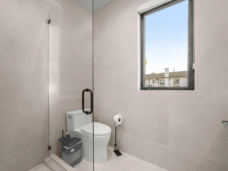 5028 Lindley Ave — Photo 36