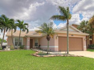 6947 Beacon Holw, Boynton Beach, FL 33437