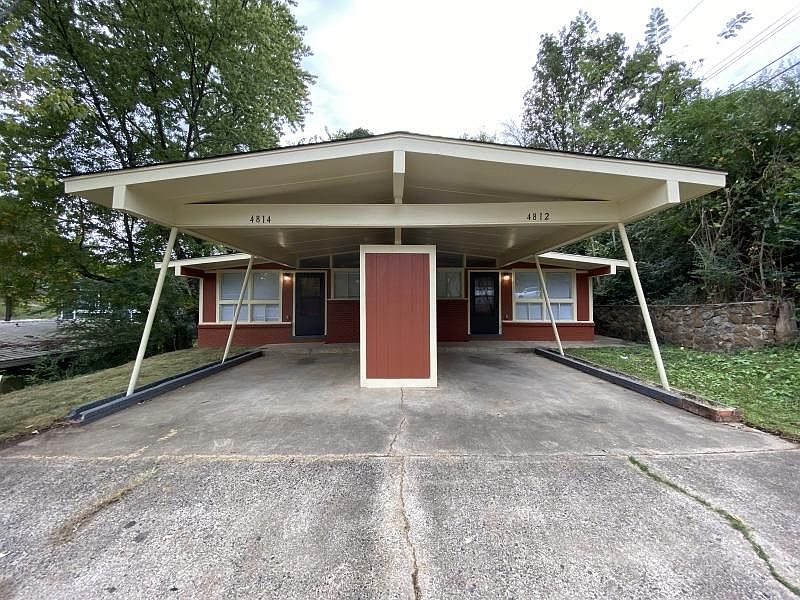 1st image of 4814 Lynn Ln