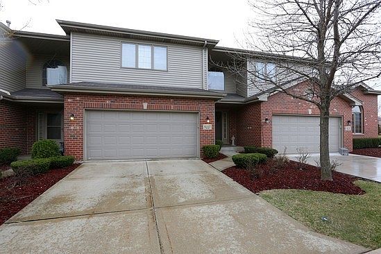 1st image of 9227 W Earls Ct
