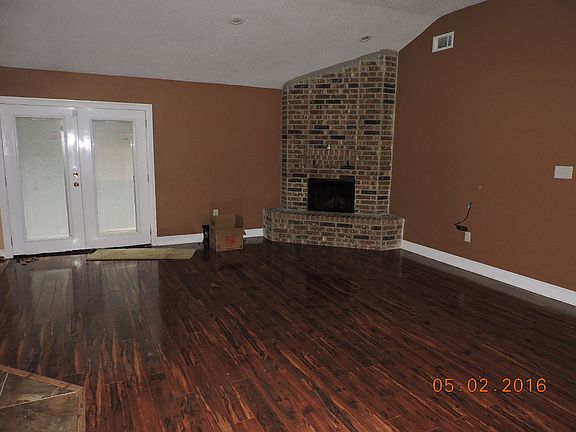 2nd image of 3024 English Colony Dr