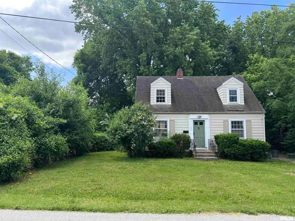 801 W High St, Carbondale, IL 62901