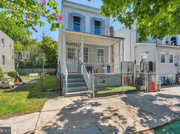 116 N 23rd St, Camden, NJ 08105