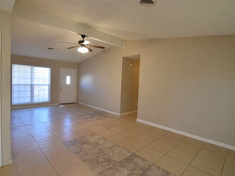 1206 Bonner Dr — Photo 8
