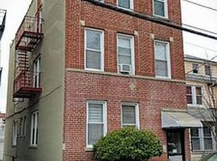 37-28 63rd St #3F, Woodside, NY 11377