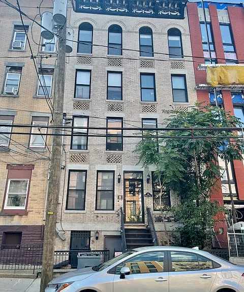 416 Monroe St #1R — Photo 14