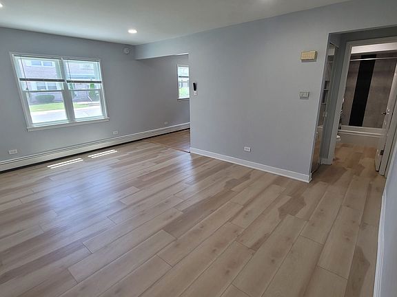2nd image of 7516 Country Ln Unit 1